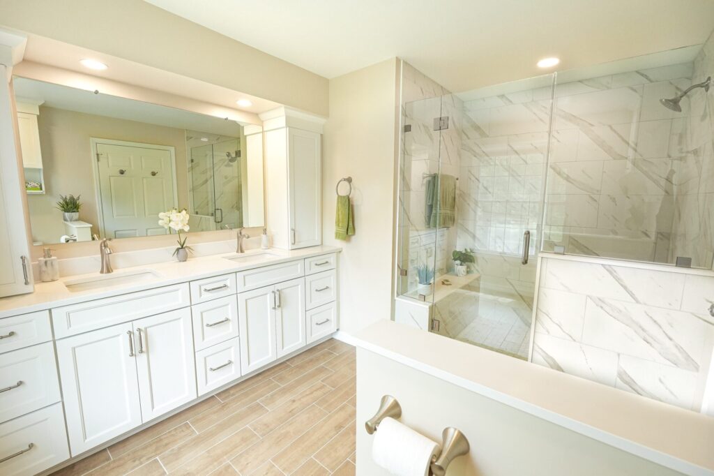 elegant built in white double vanity bathroom